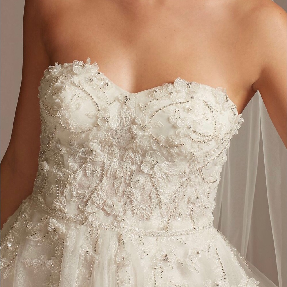 Elegant Strapless Beaded Wedding Dress